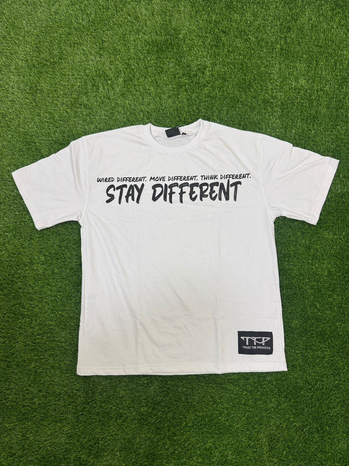 CLASSIC BLACK AND WHITE Wired, Move, Think Different Shirt| 100