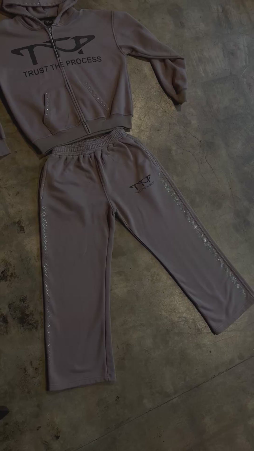 Gemstone tracksuit set (Grey)